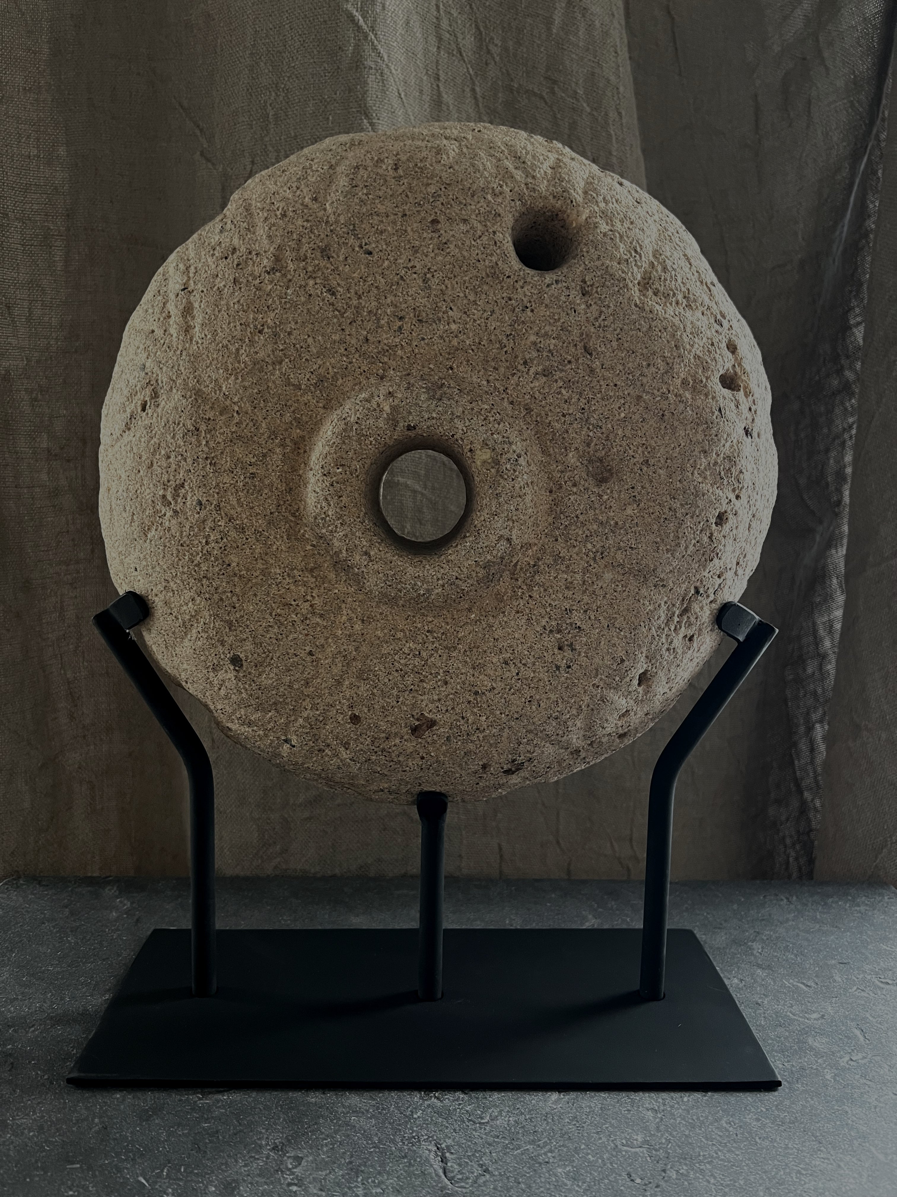 Pierre sculpturale - Ø32cm