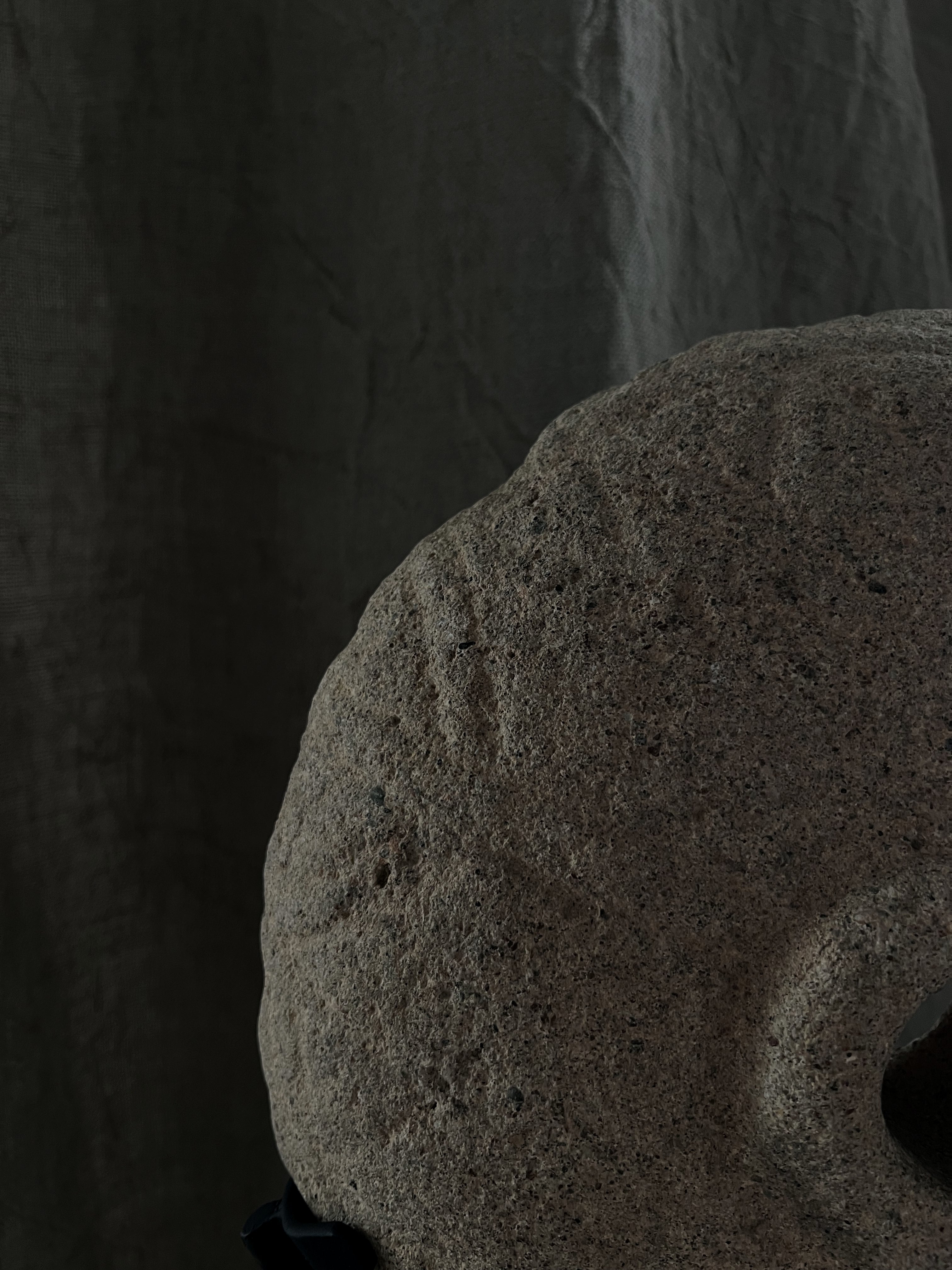 Pierre sculpturale - Ø32cm